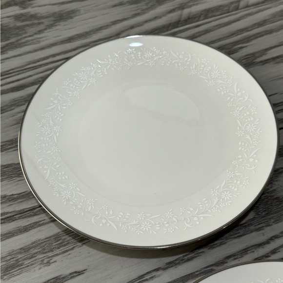 Vintage Noritake China Lorelei 8 1/4in Salad Plates x3 - Picture 4 of 6